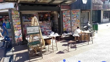 Diarios y Revistas El Petiso Junín y Salta - 900W3400Blj