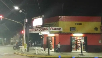 Kiosco San Jorge - Monteros