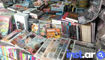 Parada De Diarios Y Revistas Lacroze. - Argentina