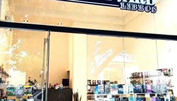 Paseo Boulevard Libros - Sáenz Peña