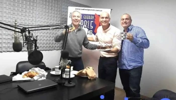 Radio Del Guaran - Esquina