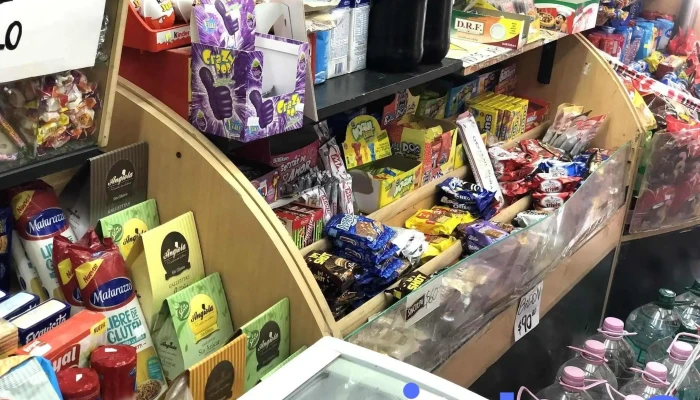 Drugstore La Zona -  Interior - Yerba Buena