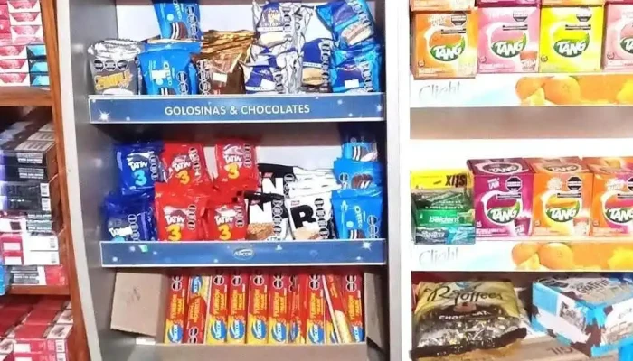 Dym Full Kiosco Interior - Yapeyú