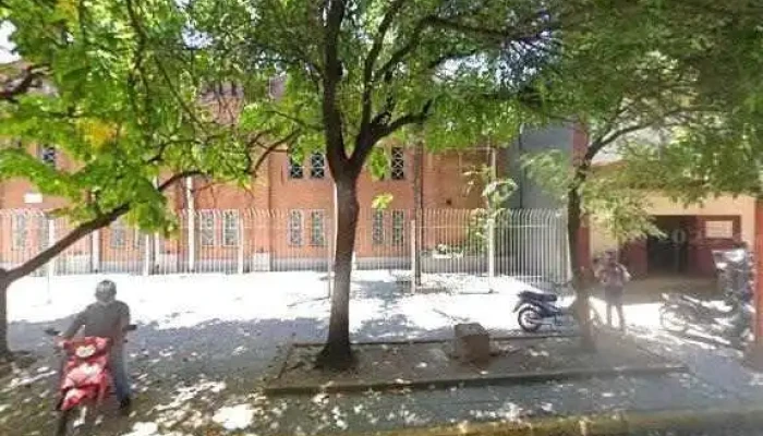 Escuela De Gobierno -  Comentariosdeg - Resistencia
