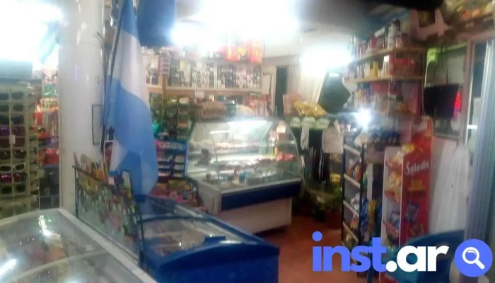 Kiosco Lara -  Interior - Sierra Grande