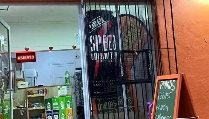 Kiosco van van - Delivery y distribuidora de bebidas - S2322 Sunchales