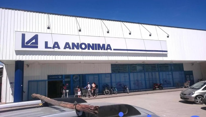 La Anonima Estacionamiento - El Bolsón