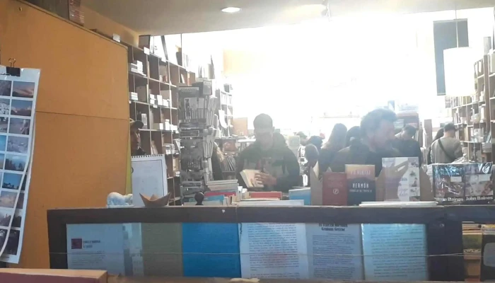 La Barca Libros -  Donde - San Carlos de Bariloche