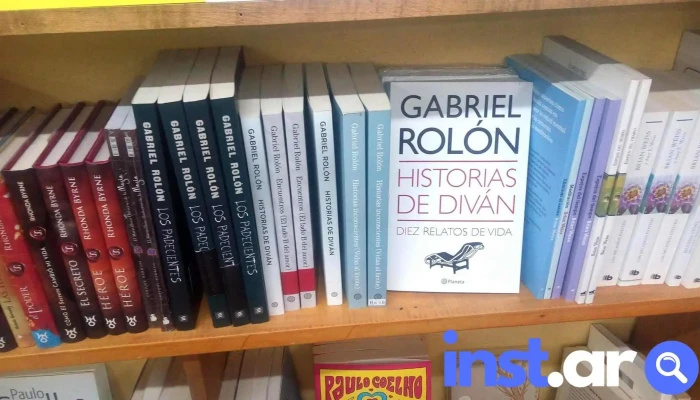 Namuncura -  Estante De Libros - Villa Regina