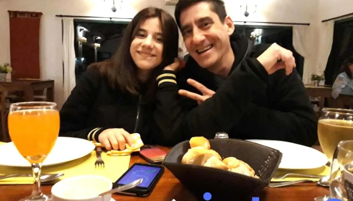 Posada Hambare -  Comida Y Bebida - Esquina