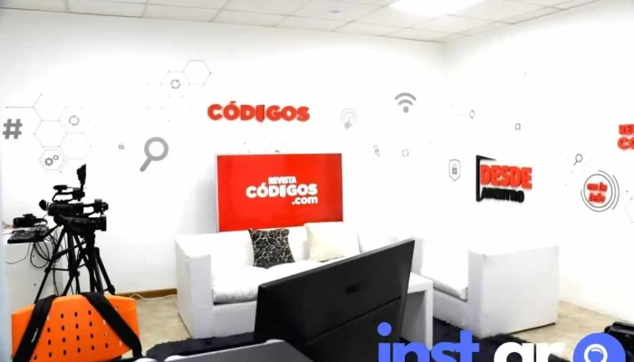 Revista Códigos - Posadas